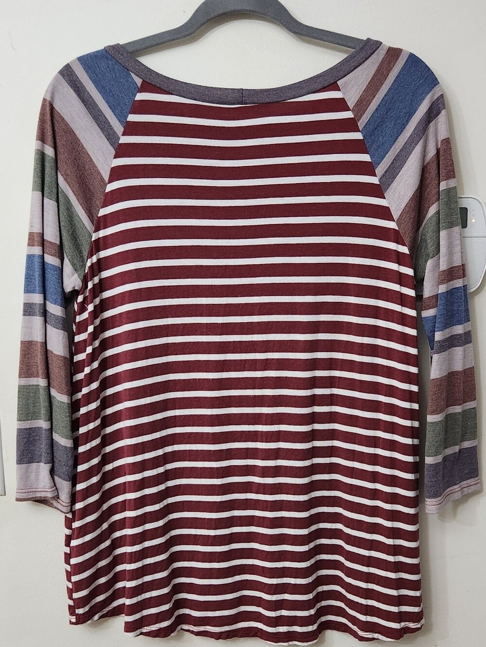 MTS Striped Colorblock Raglan Top Size Large - Picture 2 of 4